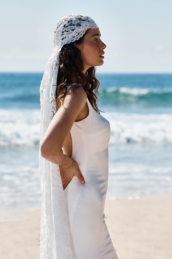 FRANKIE HEADSCARF / VEIL